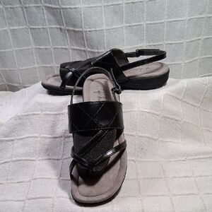 Life Stride Black Sandals sz 8.5M